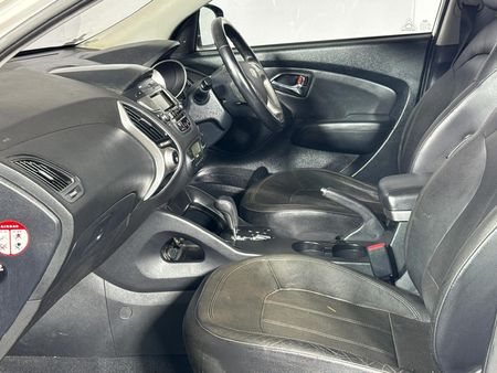 2014-Hyundai-ix35-R20-CRDi-GLS-Elite-AWD-Auto_8