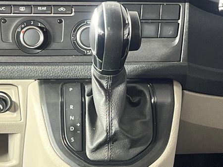 2020-Volkswagen-Kombi-T6-20-TDI-Auto-103kW-Trendline-Plus_10