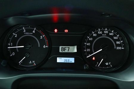 2026-Toyota-Hilux-24-GD-6-Raised-Body-Raider-Single-Cab_16