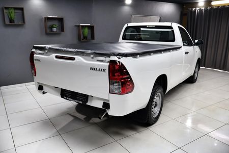 2026-Toyota-Hilux-24-GD-6-Raised-Body-Raider-Single-Cab_21