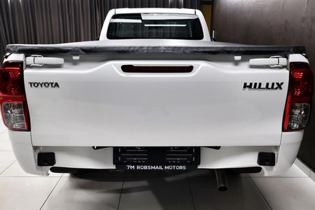 2026-Toyota-Hilux-24-GD-6-Raised-Body-Raider-Single-Cab_22