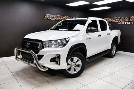2019-Toyota-Hilux-24-GD-6-Raised-Body-SRX-Auto-Double-Cab_22