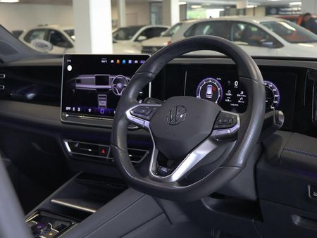 2024-Volkswagen-Tiguan-TIGUAN-14-TSI-110KW-R-LINE-DSG_10