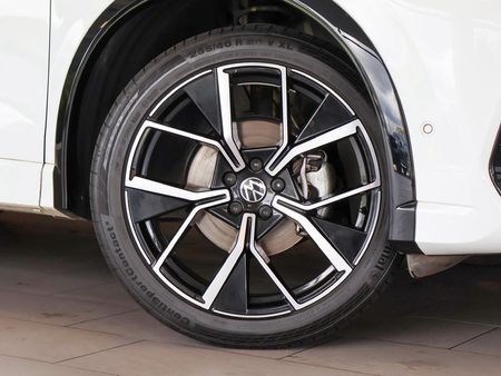 2024-Volkswagen-Tiguan-TIGUAN-14-TSI-110KW-R-LINE-DSG_4