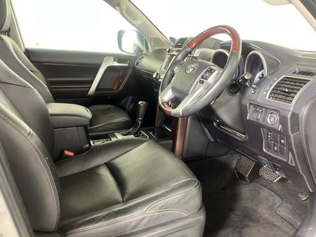 2016-Toyota-Land-Cruiser-Prado-30-TDI-VX-Auto_9