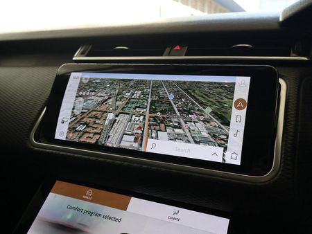 2022-Land-Rover-Range-Rover-Velar-30-D-HSE-D300_8