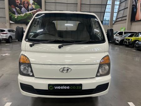 2019-Hyundai-H100-Bakkie-26D-Dropside_1