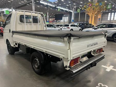 2019-Hyundai-H100-Bakkie-26D-Dropside_4