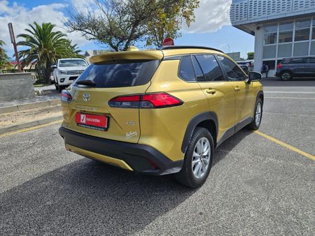 2026-Toyota-Corolla-Cross-18-XS_5