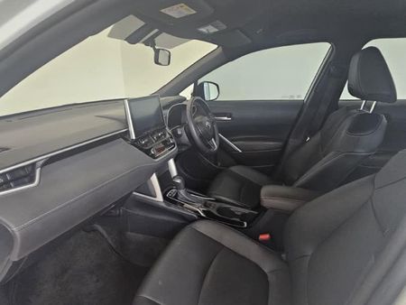 2025-Toyota-Corolla-Cross-18-XS-Hybrid_4