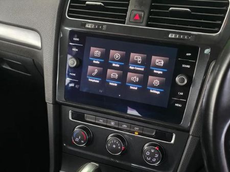 2020-Volkswagen-Golf-VII-14-TSI-Comfortline-Auto_16