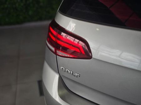 2020-Volkswagen-Golf-VII-14-TSI-Comfortline-Auto_5