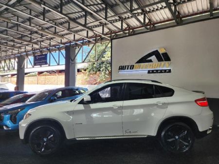 2011-BMW-X6-xDrive35i_7