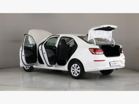 2025-Kia-Pegas-14-LX_5