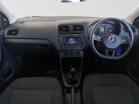 2024-Volkswagen-Polo-Vivo-14-Trendline-5-dr_14
