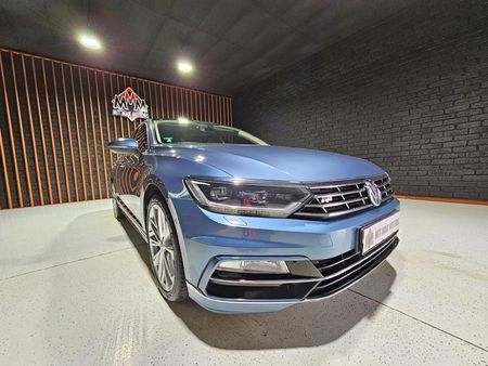 2017-Volkswagen-Passat-20-TSI-Executive-Auto_5