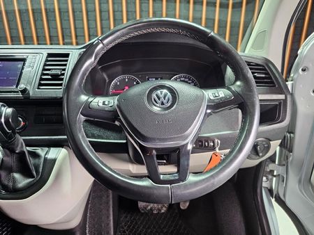 2020-Volkswagen-Kombi-T6-20-BiTDI-Trendline-Plus-Auto-132kW_10