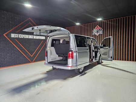 2020-Volkswagen-Kombi-T6-20-BiTDI-Trendline-Plus-Auto-132kW_23