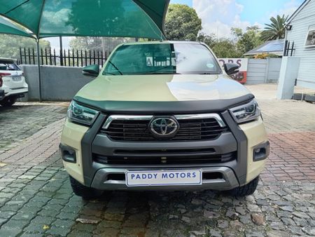 2023-Toyota-Hilux-28-GD-6-Raised-Body-Legend-RS-Auto-Double-Cab_1
