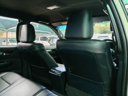 2023-Toyota-Hilux-28-GD-6-Raised-Body-Legend-RS-Auto-Double-Cab_8
