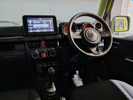 2025-Suzuki-Jimny-15-GLX-AllGrip-5-Door_10