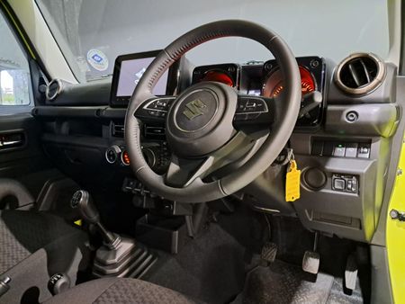 2025-Suzuki-Jimny-15-GLX-AllGrip-5-Door_14