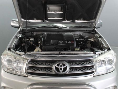 2011-Toyota-Fortuner-30-D-4D-4x4-Auto_16
