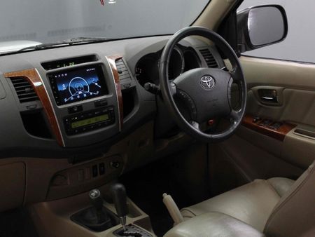 2011-Toyota-Fortuner-30-D-4D-4x4-Auto_23