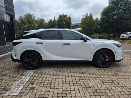 2026-Lexus-RX-500h-F-Sport-Black_2