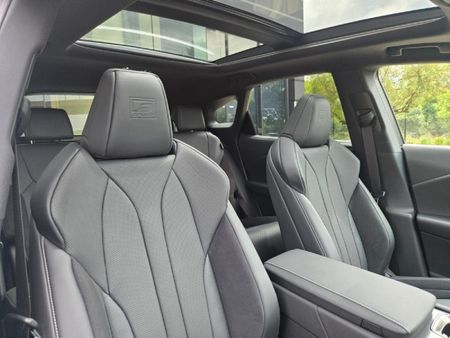 2026-Lexus-RX-500h-F-Sport-Black_8