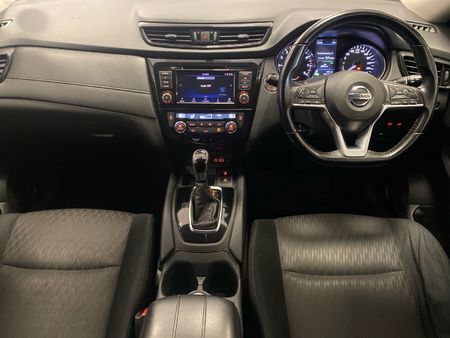 2022-Nissan-X-Trail-25-Acenta-4x4-Auto_10
