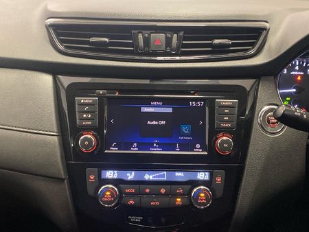 2022-Nissan-X-Trail-25-Acenta-4x4-Auto_11