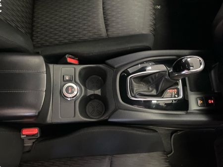 2022-Nissan-X-Trail-25-Acenta-4x4-Auto_6
