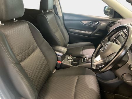 2022-Nissan-X-Trail-25-Acenta-4x4-Auto_8