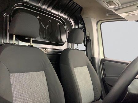 2018-Fiat-Doblo-Cargo-16-MultiJet-Panel-Van_19