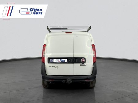 2018-Fiat-Doblo-Cargo-16-MultiJet-Panel-Van_23