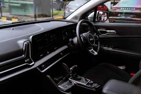 2023-Kia-Sportage-16-T-GDI-LX-Auto_10