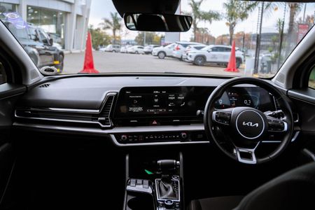 2023-Kia-Sportage-16-T-GDI-LX-Auto_15