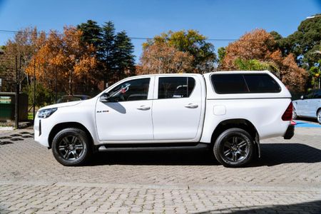 2025-Toyota-Hilux-24-GD-6-Raider-4x4-Auto-Double-Cab_3