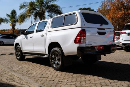 2025-Toyota-Hilux-24-GD-6-Raider-4x4-Auto-Double-Cab_4