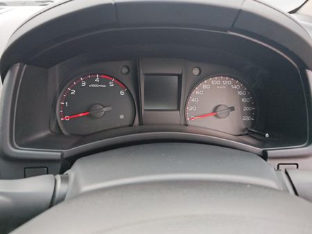 2025-Isuzu-D-Max-250C-Single-Cab_10