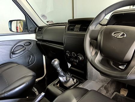 2026-Mahindra-Pik-Up-22-mHawk-S4-Single-Cab_8
