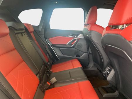 2025-BMW-X1-sDrive18i-M-Sport_9