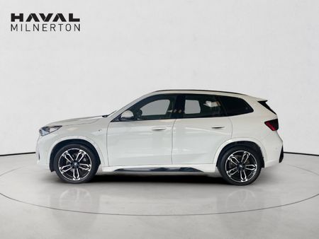 2025-BMW-X1-sDrive18i-M-Sport_5