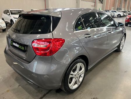 2014-Mercedes-Benz-A-Class-A-220-CDI-BE-Auto_2