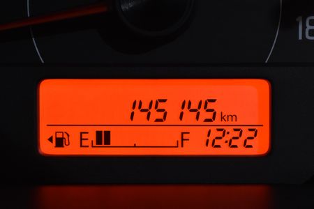 2023-Toyota-Vitz-10_13