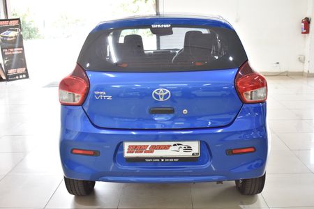 2023-Toyota-Vitz-10_5