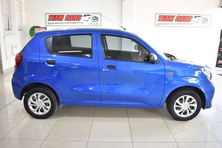 2023-Toyota-Vitz-10_7