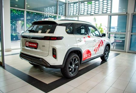 2026-Toyota-Urban-Cruiser-15-XR_1