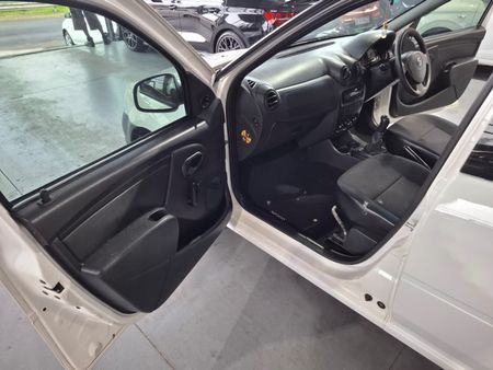 2022-Nissan-NP200-16-AC-Safety-Pack_12